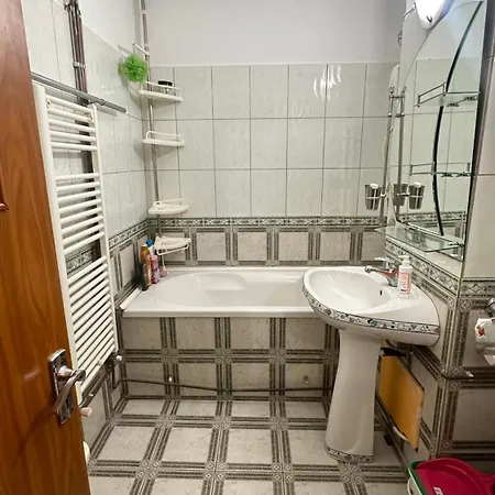 Charming Vintage 5 Min To Center Self Check-in * Craiova